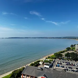 Stunning Ocean & View Swansea